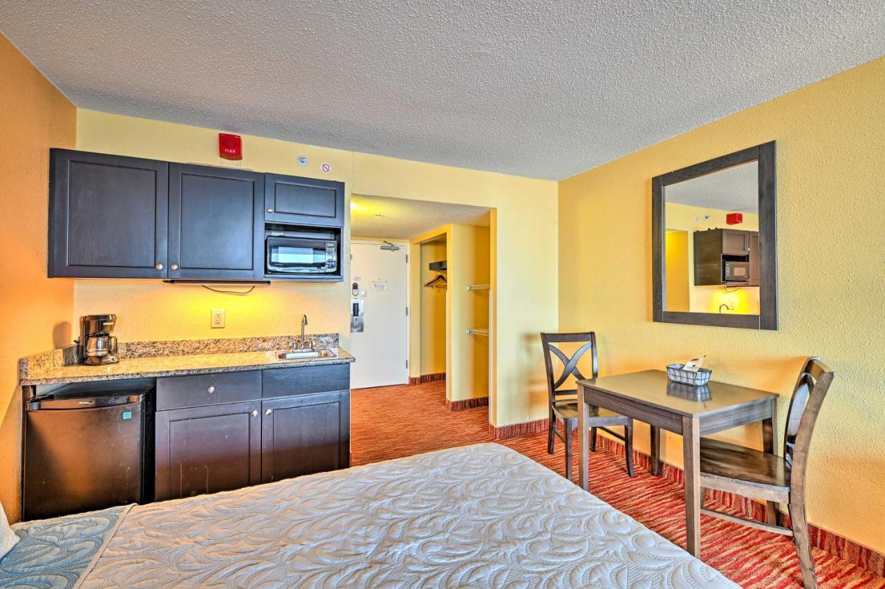 Convenient Myrtle Beach Studio With Balcony! Buitenkant foto
